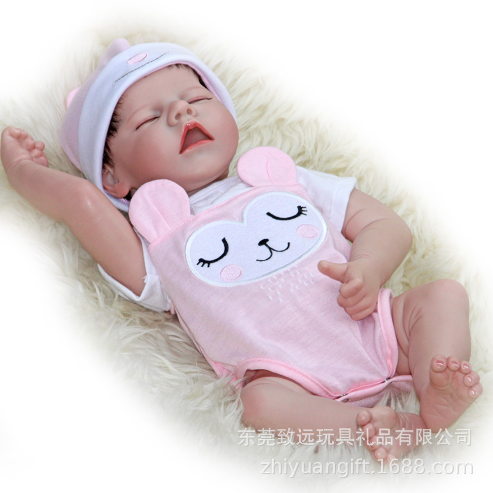 Ropa Rosa y blanca con sombrero