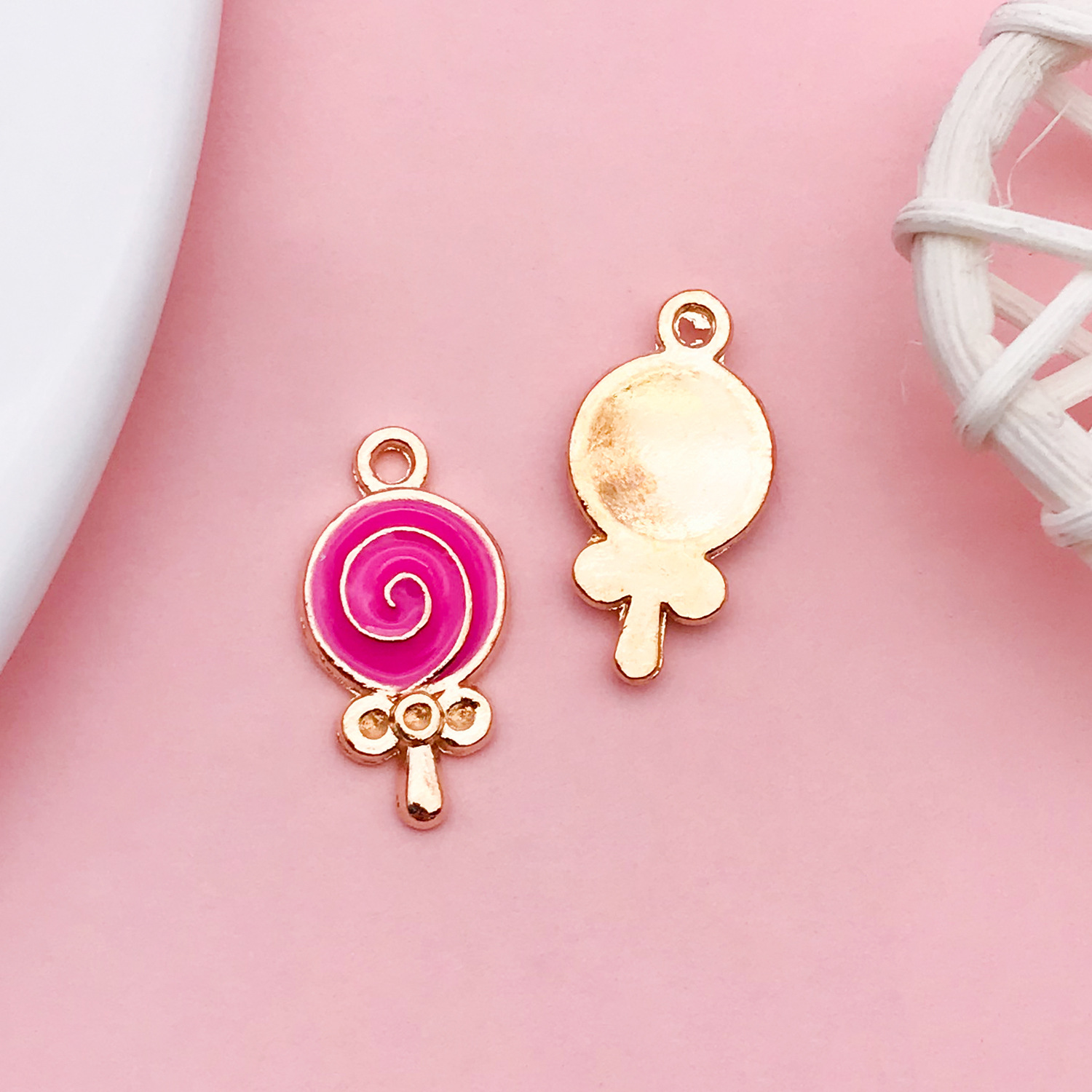 17571-玫红色滴油锌合金圆形糖果棒棒糖10x18-0.9