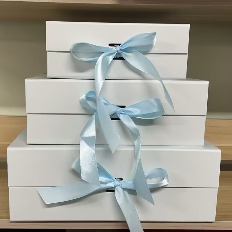 Caja plegable de una pieza de alta calidad, embalaje de regalo de vacaciones, caja de embalaje de joyería portátil de alta gama, caja de regalo de joyería