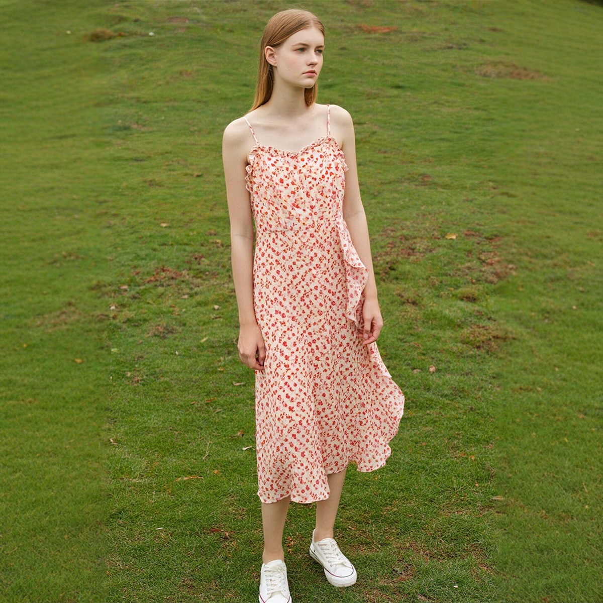 一手货源【麦斯兰】品牌专柜撤柜！方领清新碎花吊带连衣裙女25夏