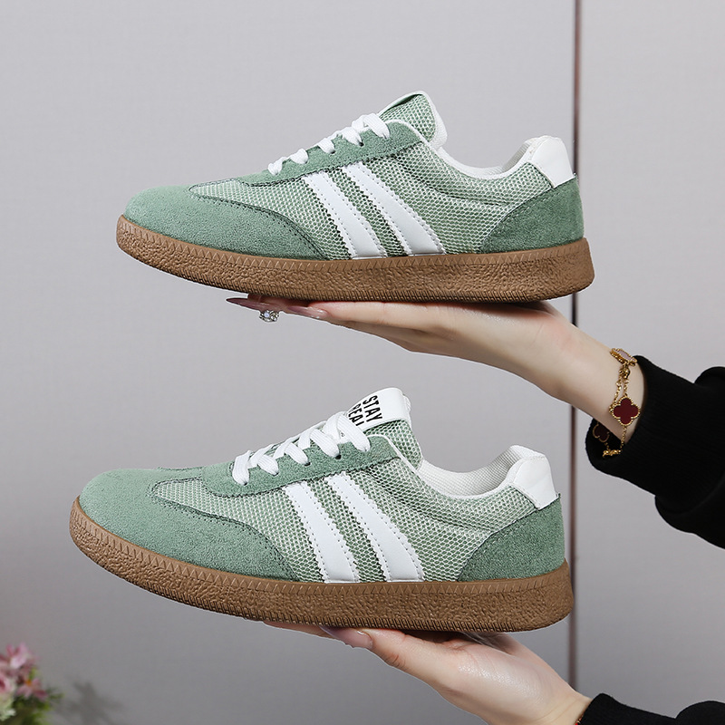Zapatos de entrenamiento de base plana para mujeres 2025, primavera y otoño, zapatos de skate de comercio exterior de tamaño grande, zapatos casuales de moda, zapatos blancos para mujeres