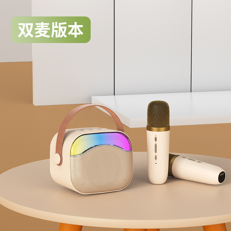 新型ブルートゥースオーディオはマイクを持って歌を歌います。|undefined
