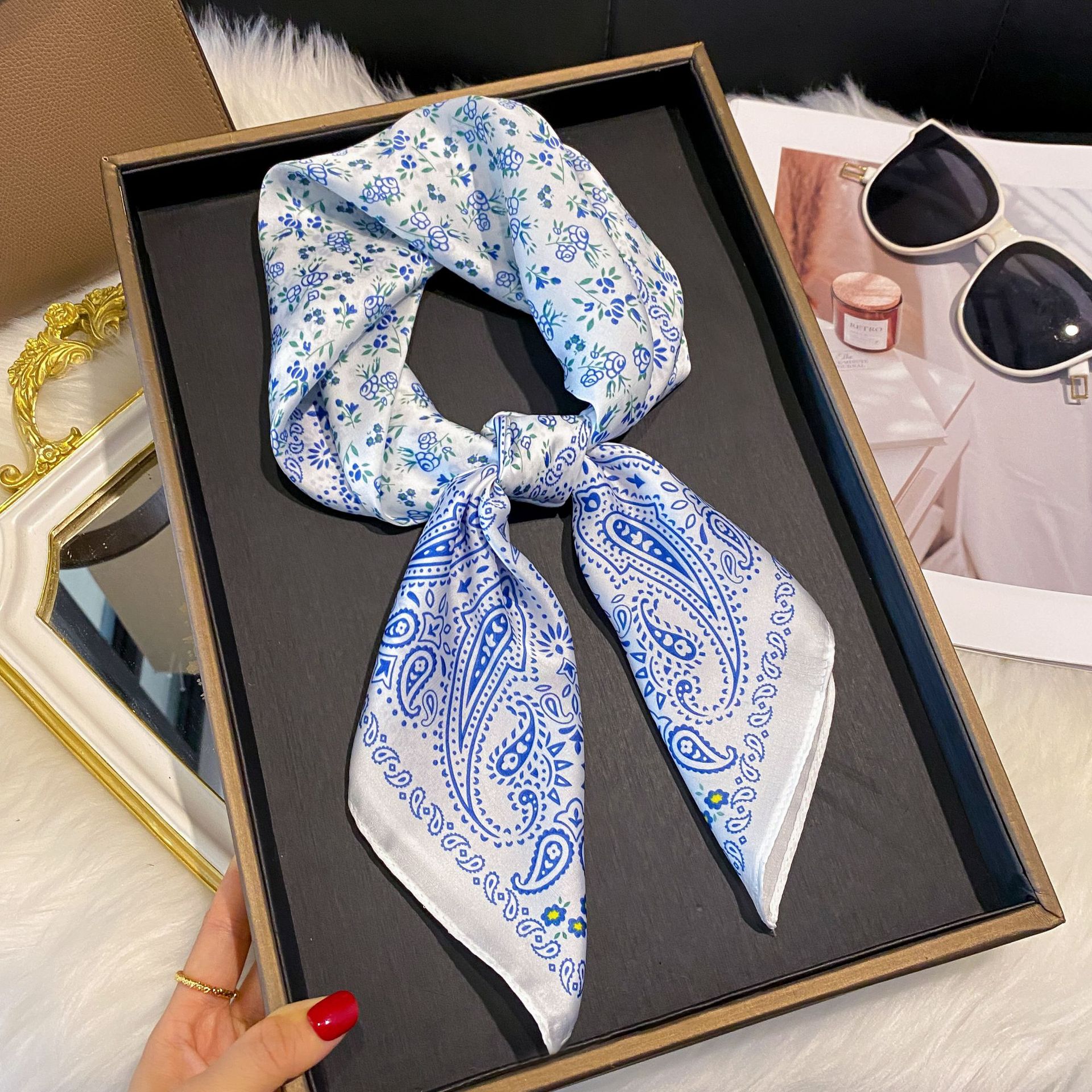 Sciarpa da donna in seta stile primavera/autunno, sciarpa quadrata piccola in imitazione seta versatile, sciarpa da collo in raso, nastro fluente di alta qualità_voghion.com