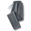Red label zipper straight [dark gray]