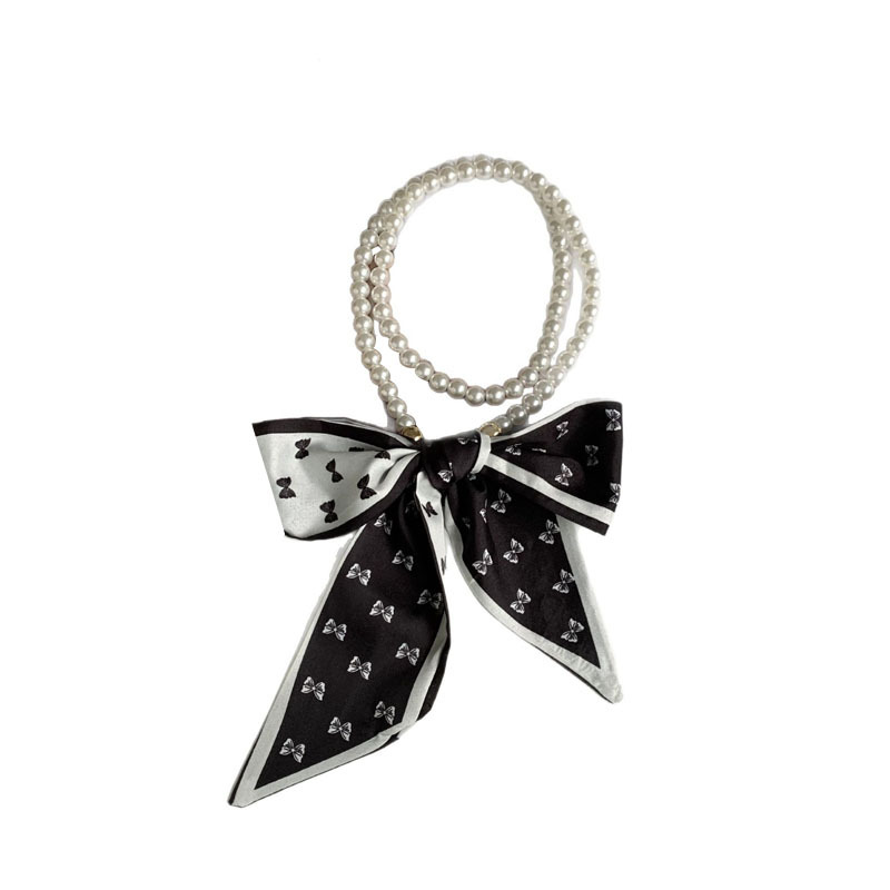 Pequeña bufandas para mujeres de verano 2025 collar de perlas retrógrado francés con bufandas de seda collar decoración clavícula variable correa