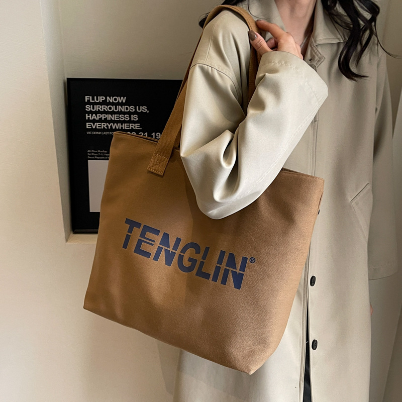 Casual lienzo clase de viaje bolsa de mujer gran capacidad 2025 nuevo verano versátil bolsa de hombro popular este año image 10