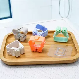 衣钩/挂钩;收纳盒;衣架
