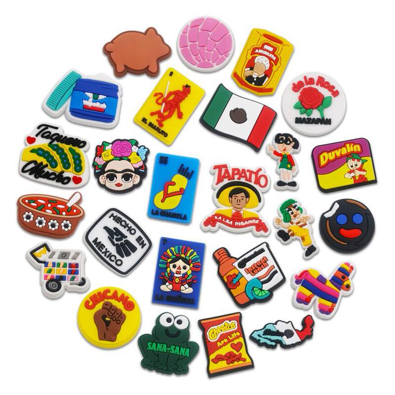 Random hole shoes buckle 20 30 50 100pcs random PVC shoes charm garden shoes accessories children party gift
