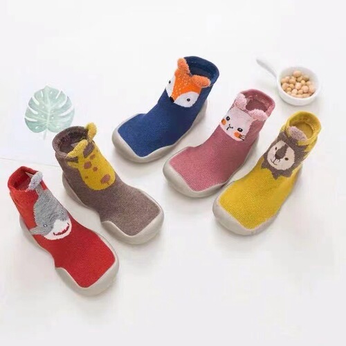 Baby and Toddler Soft Sole Walking Shoes for Boys and Girls, New Floor Socks for Children, Infant and Toddler Step-in Shoes for Spring and Summer