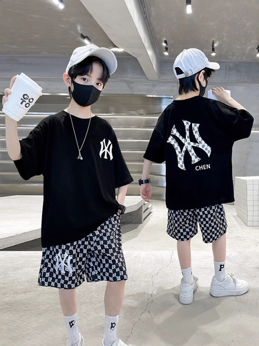 Boys' Summer Trendy Cool Sports Set 2025 Korean Version Casual Print Thin Short-Sleeve T-Shirt 2-Piece Set