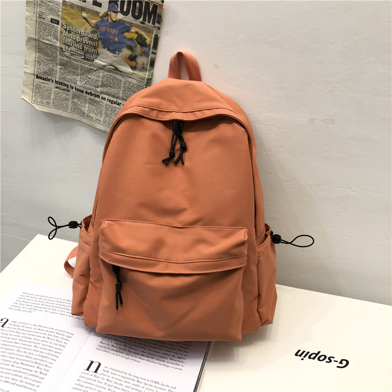 브릭 레드