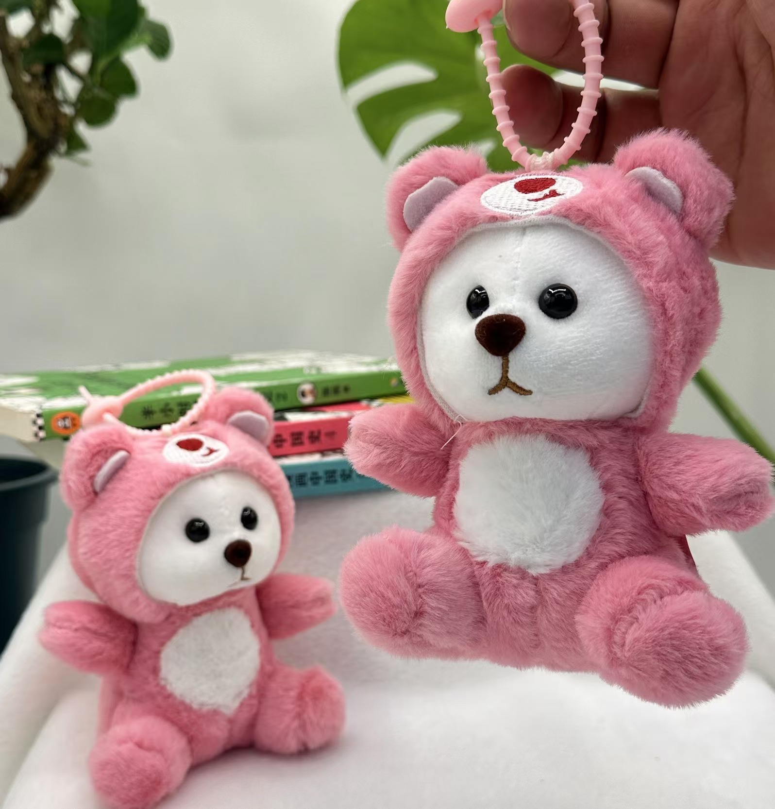 Una variedad de disfraces Lina Bear Keychain Teddy Bear bolsos colgantes Teddy Bear juguetes al por mayor