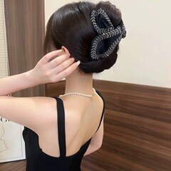 新潮设计感叶片麦穗鲨鱼夹缎面闪钻气质后脑勺抓夹发量多发抓头饰