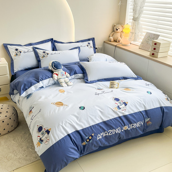 Cotton astronaut for boys