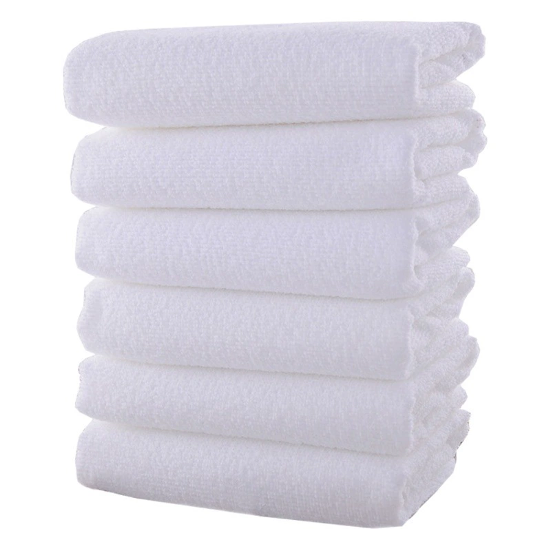 Оптовые одноразовые белые полотенца для отелей, B&Bs, ванночки для ног, белая микрофибра белая, быстросохнущая и прочная.