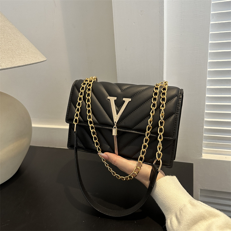 鏈條流蘇小方包包女包2023冬新款時尚繡線單肩包斜挎包支持混批發