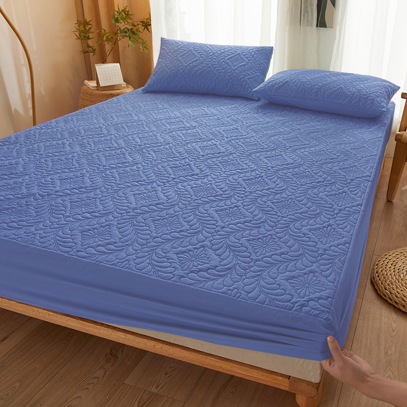Cubierta de cama acolchada de aislamiento de orina impermeable transfronteriza color sólido cepillado engrosado colcha antideslizante Simmons cubierta protectora fábrica al por mayor