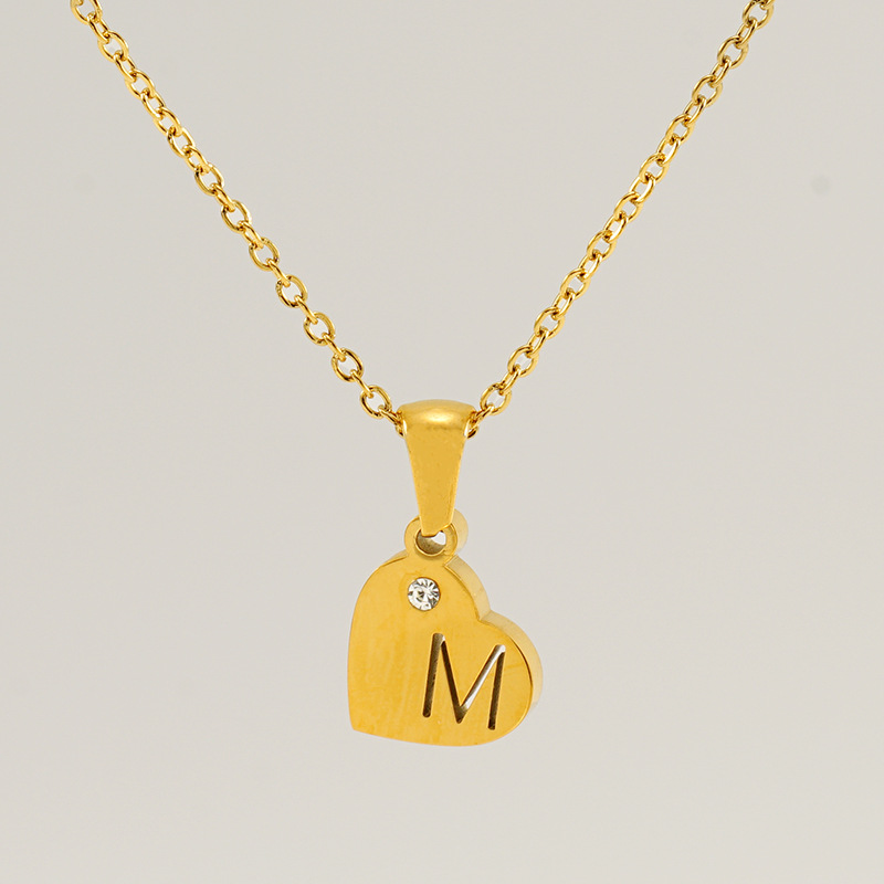 Europa y los Estados Unidos viento acero titanio amor colgante de diamantes 18K letras inglesas hueco collar de clavícula de acero inoxidable mujer