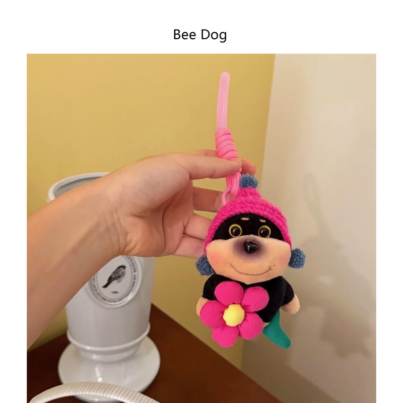 インターネット有名人の新しい漫画蜂犬蜂人形キーホルダーかわいいバッグペンダントぬいぐるみペンダントライブブロードキャスト卸売|undefined
