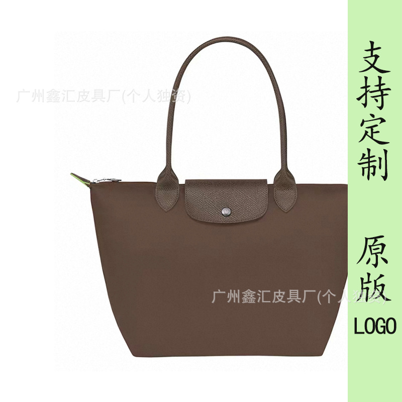 친환경적인 흙색
