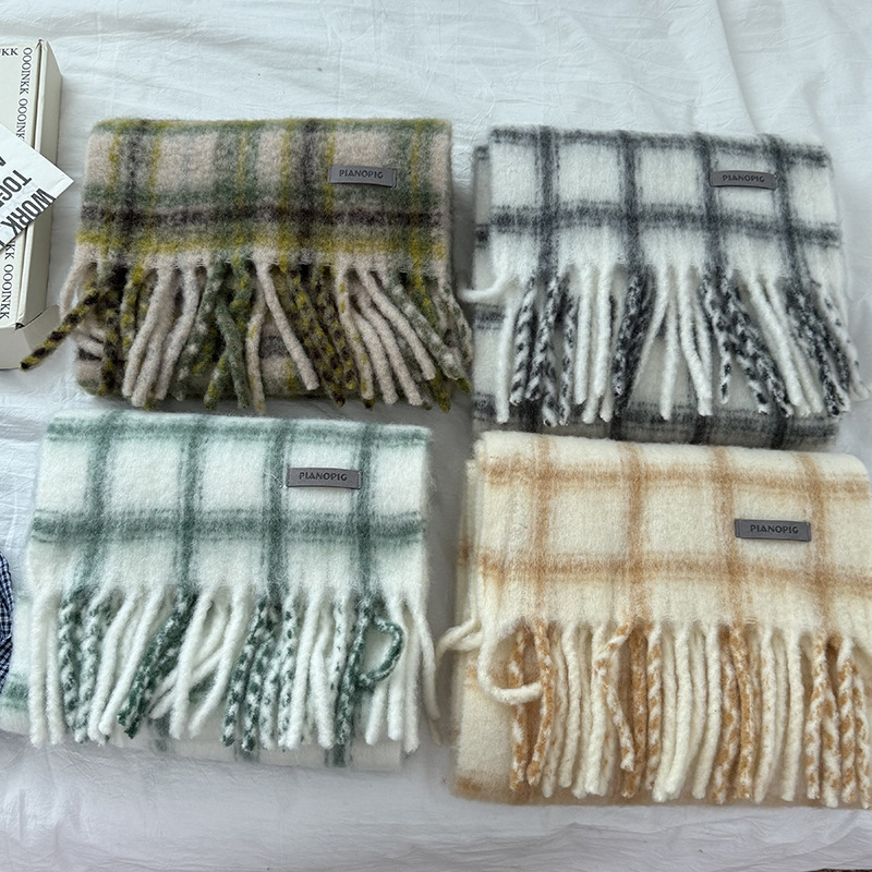 High-Quality Wool Plaid Scarf for Women in Autumn and Winter, High-End Warm Korean Style Woven Scarf Trend High-Quality Wool Plaid Scarf for Women in Autumn and Winter, High-End Warm Korean Style Woven Scarf Trend
