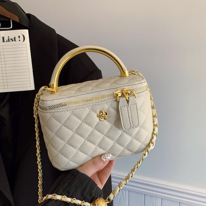 Bolsa de estilo de cadena de diamond para mujeres 2025, nuevo estilo de moda universal bolso de mano, bolso de hombro de moda extranjera