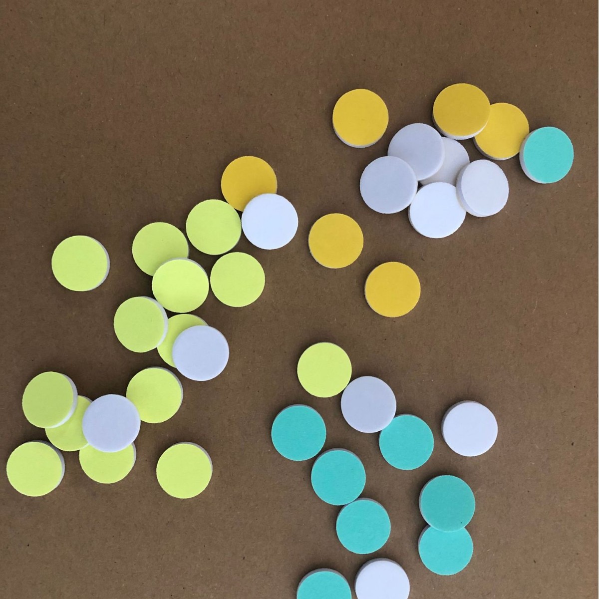 厂家直供彩色砂纸EVA美容美甲去死皮背胶足部护理初效过滤棉足护