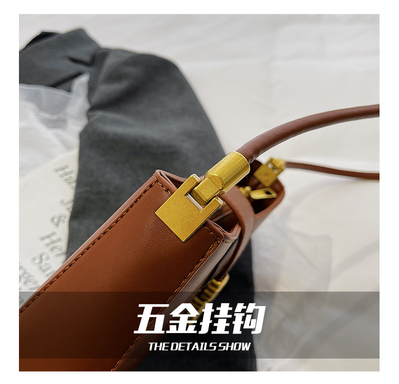 Korean Retro Bag New Messenger Bag Shoulder Underarm Bag Urban Simple Small Square Bag Mobile Phone Bag display picture 19