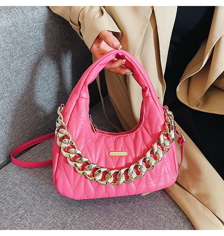 Women's Medium All Seasons Pu Leather Solid Color Fashion Chain Zipper Handbag display picture 1