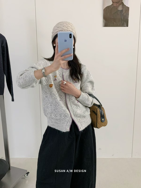 苏珊 2025秋冬新款圆领花朵刺绣针织开衫毛衣外套女宽松上衣27065|undefined