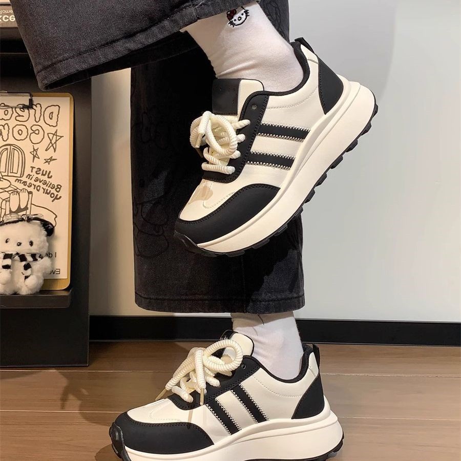 Zapatos deportivos ligeros para mujeres, zapatos Gump pequeños, primavera de 2025 nuevos zapatos de suela suave, zapatos de suela gruesa