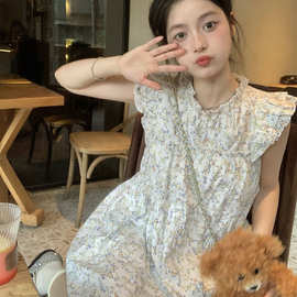 夏装可爱碎花小飞袖大码连衣裙女法式甜美宽松无袖短款裙子