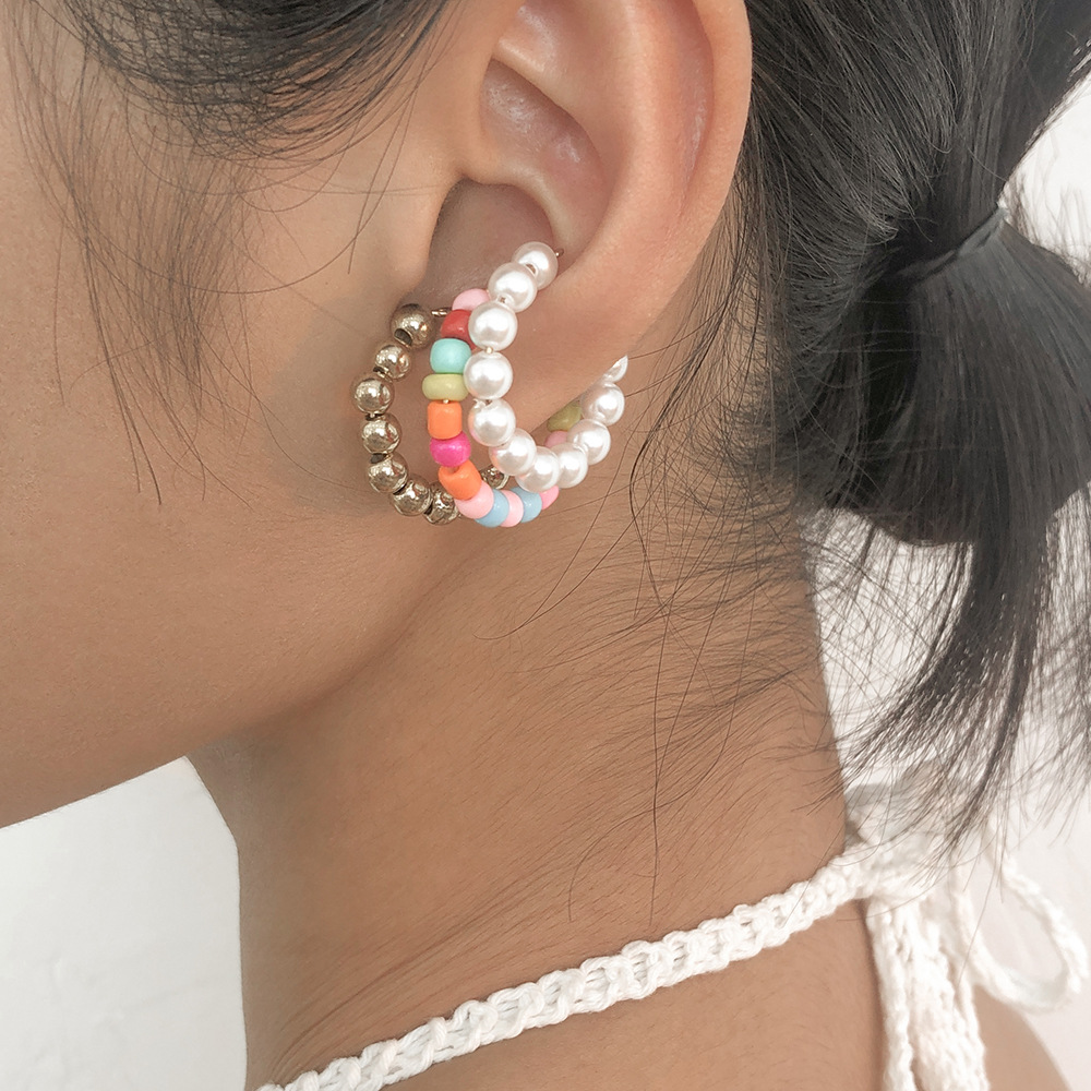 Wholesale Jewelry Pearl C-shaped Beaded Earrings Nihaojewelry display picture 1
