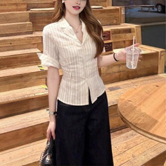 设计感条纹短袖衬衫女夏季新款气质通勤衬衣收腰显瘦系带法式上衣