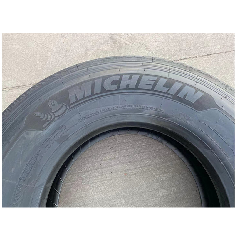 New genuine Michelin 12r22.5 295/80r22.5 bus bus truck Full steel wire tire