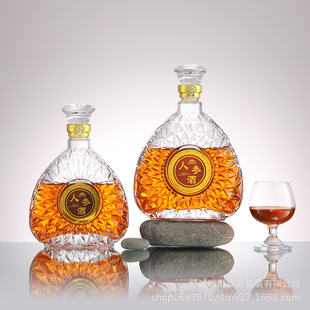 �����ϼӺ������ƿ750ml500ml��ʿ�ɷ��ؼӿվ�ƿ�B��������ƿ