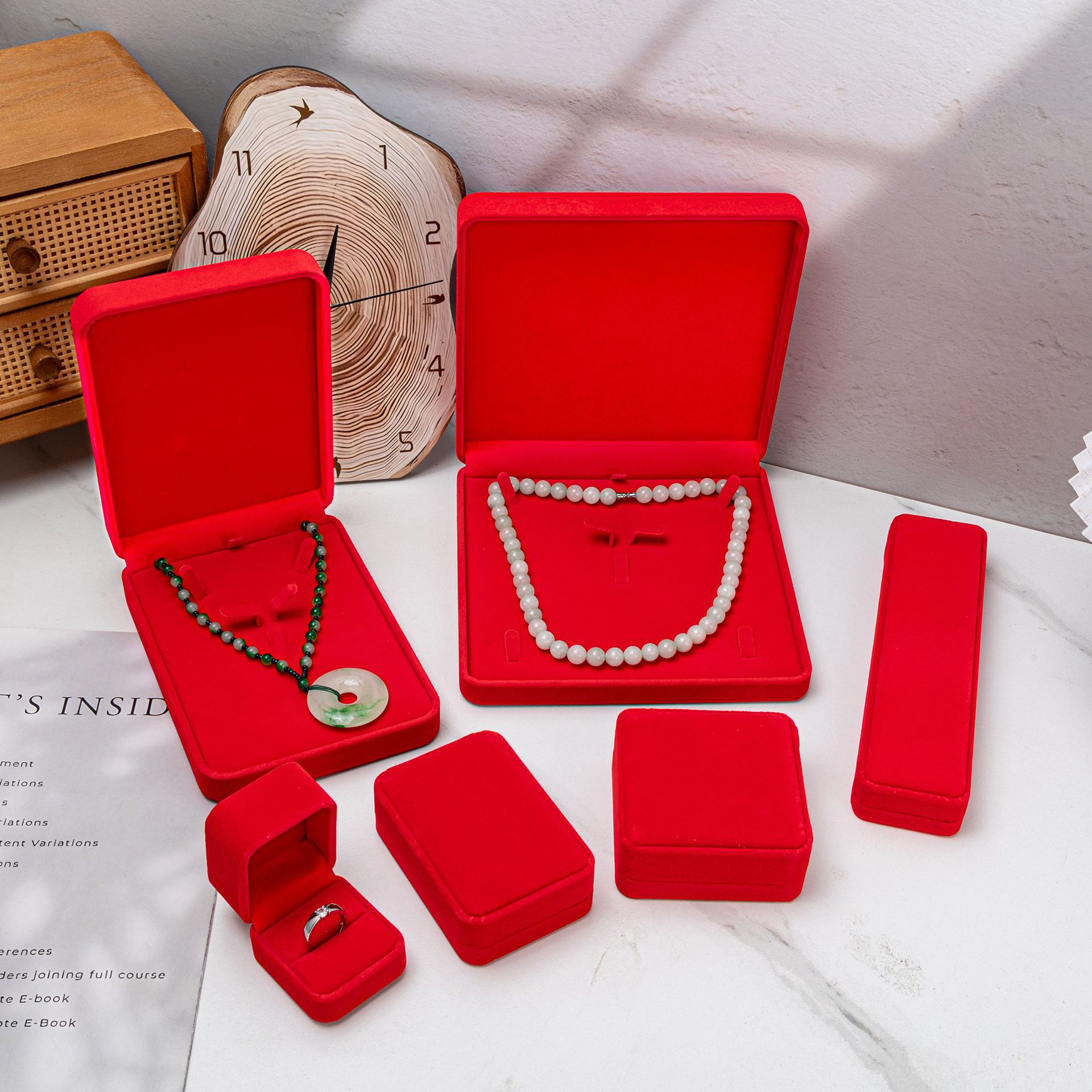 Transfronterizos caliente comprar caja de joyería de lana de ángulo redondeado anillo collar pulsera joyería pulsera joyería caja de embalaje al por mayor