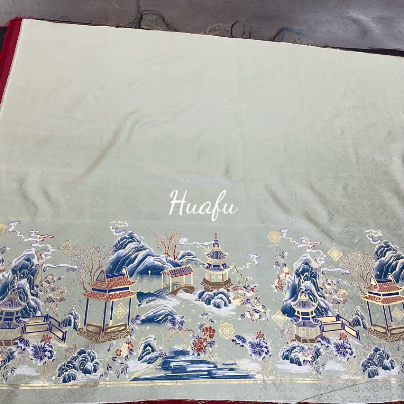 2024年厂家直销新中式提花彩绘马面裙定位梭织旗袍连衣裙面料