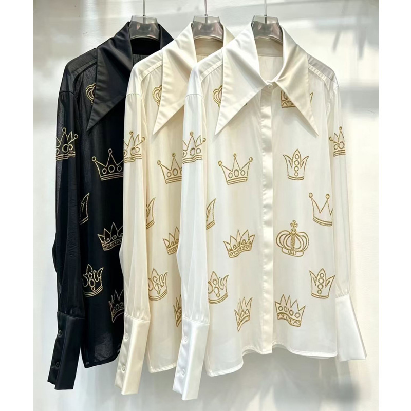 French-style intricate crown pattern shirt for women, 2026 spring-summer new vintage design, niche versatile top French-style intricate crown pattern shirt for women, 2026 spring-summer new vintage design, niche versatile top