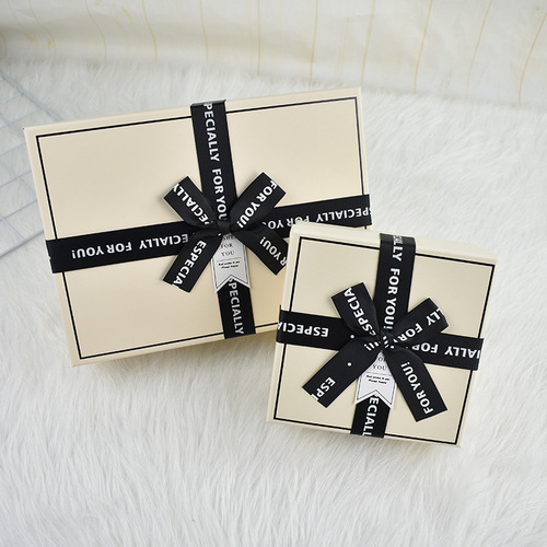 Ins style gift box companion gift empty box cosmetics lipstick box birthday gift box internet celebrity high-end gift box wholesale