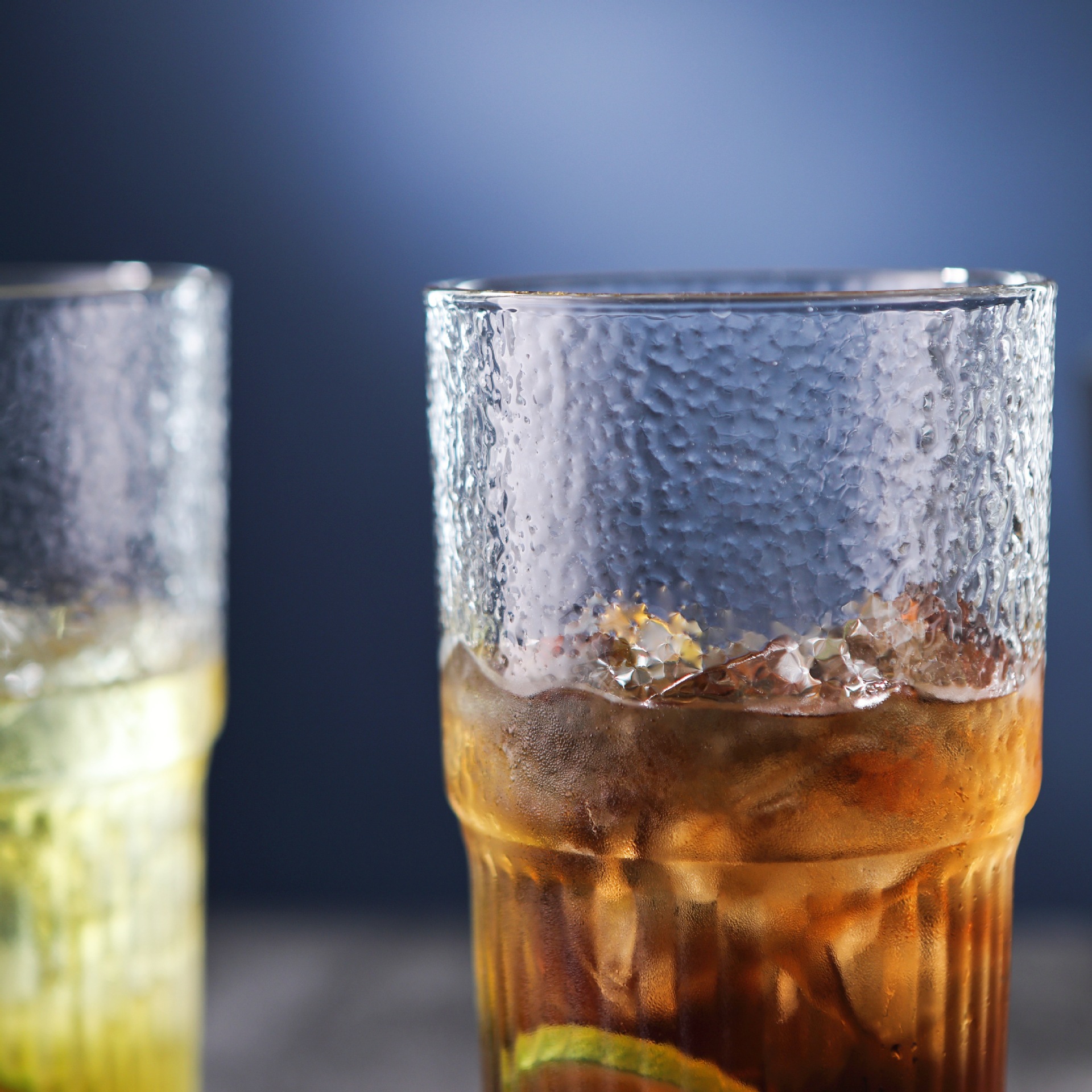 Vaso de agua de vidrio de gran capacidad al por mayor taza de cerveza taza de cerveza engrosada taza de jugo de bebida logotipo impresa