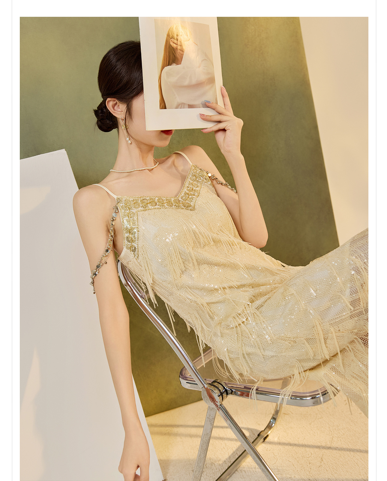 Đầm maxi nữ thắt eo phong cách Trung Hoa cổ điển đính cườm lưới thêu tua rua ZX N7012 — Đen Obsidian, Gạo hạnh nhân chi tiết 23