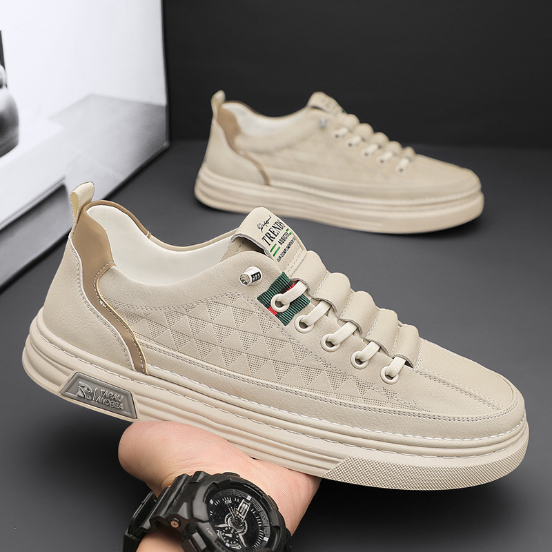 Zapatos de hombre 2026 nuevos zapatos de invierno transpirables zapatos de skate para hombre zapatos blancos casuales zapatos de cuero blancos versátiles zapatos blancos pequeños