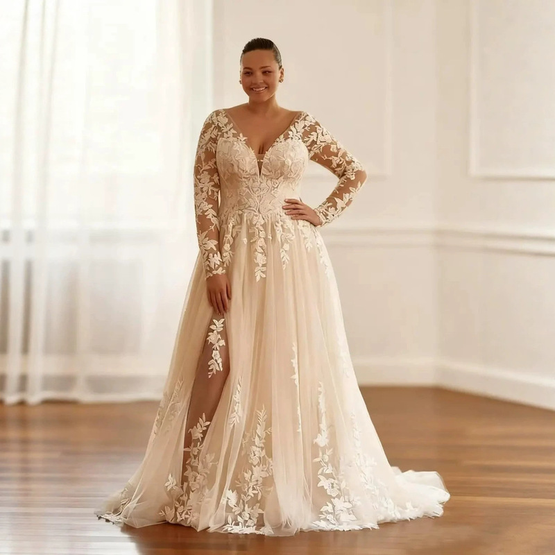 Plus-size V-neck long-sleeve lace wedding dress with mesh slit and train, vintage gown for plus-size women, Amazon high-end style Plus-size V-neck long-sleeve lace wedding dress with mesh slit and train, vintage gown for plus-size women, Amazon high-end style