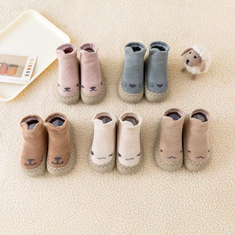 婴儿学步鞋秋冬加厚软底男女宝宝鞋子防滑地板鞋婴幼儿鞋室内鞋