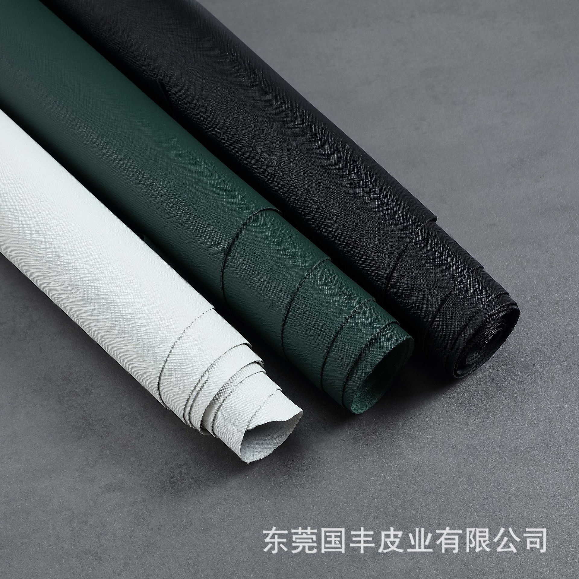 现货供应 头层十字纹黑白色真皮商标皮头层牛皮 皮带箱包皮料