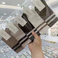 Осенние и зимние новые чулки складные носки баскетбольные носки модные дикие носки старшеклассники модные носки