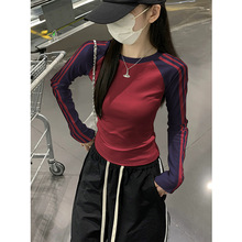 酒红色插肩长袖t恤女装2025春季新款内搭条纹打底衫修身短款上衣