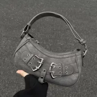 Американская сладкая крутая горячая девушка мода нишевая подмышечная сумка премиальная сенсорная сумка женская 2024 новая повседневная дикая сумка на плечо