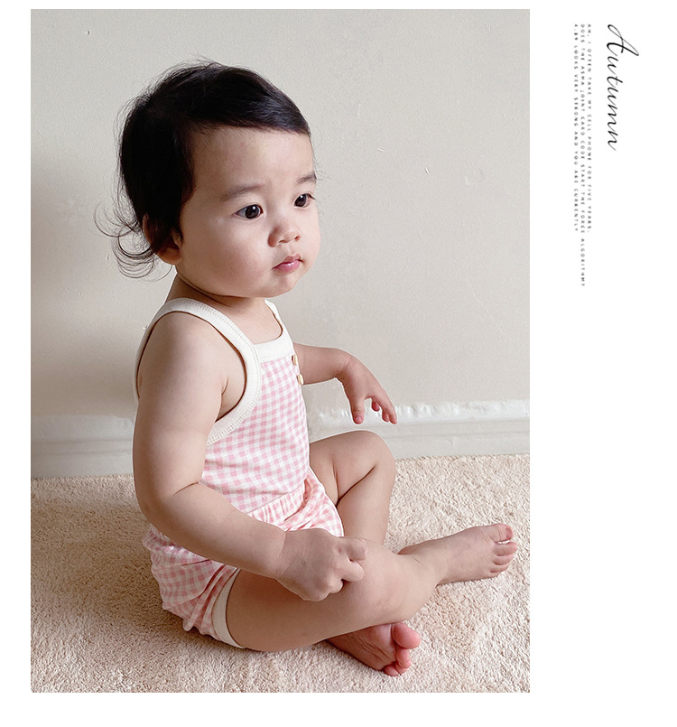 D22756 plaid sling suit plus model_12.jpg